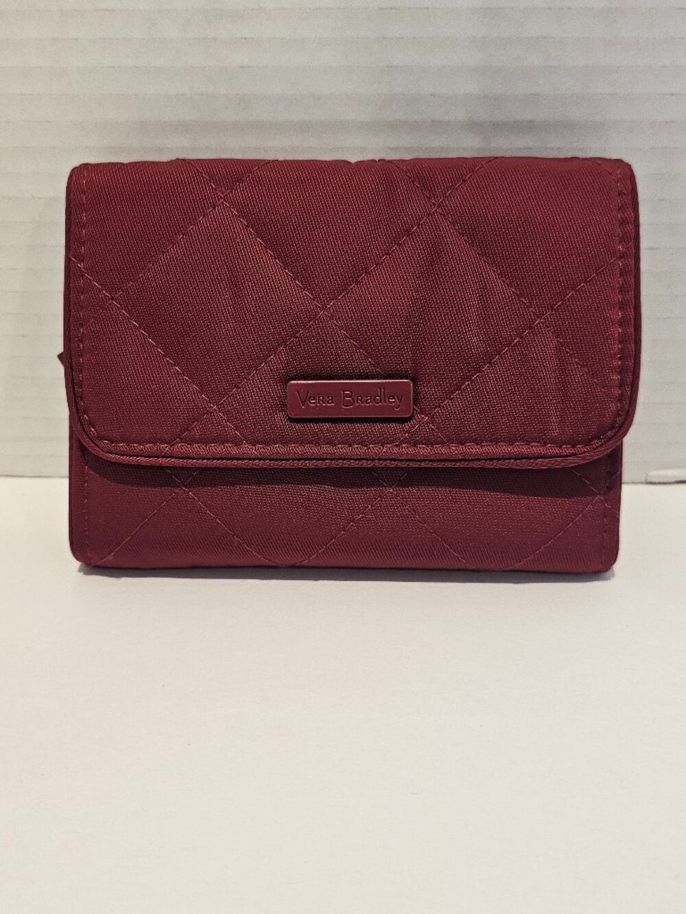 NWT Vera Bradley RFID Riley Compact Wallet Berry Red Flowers
